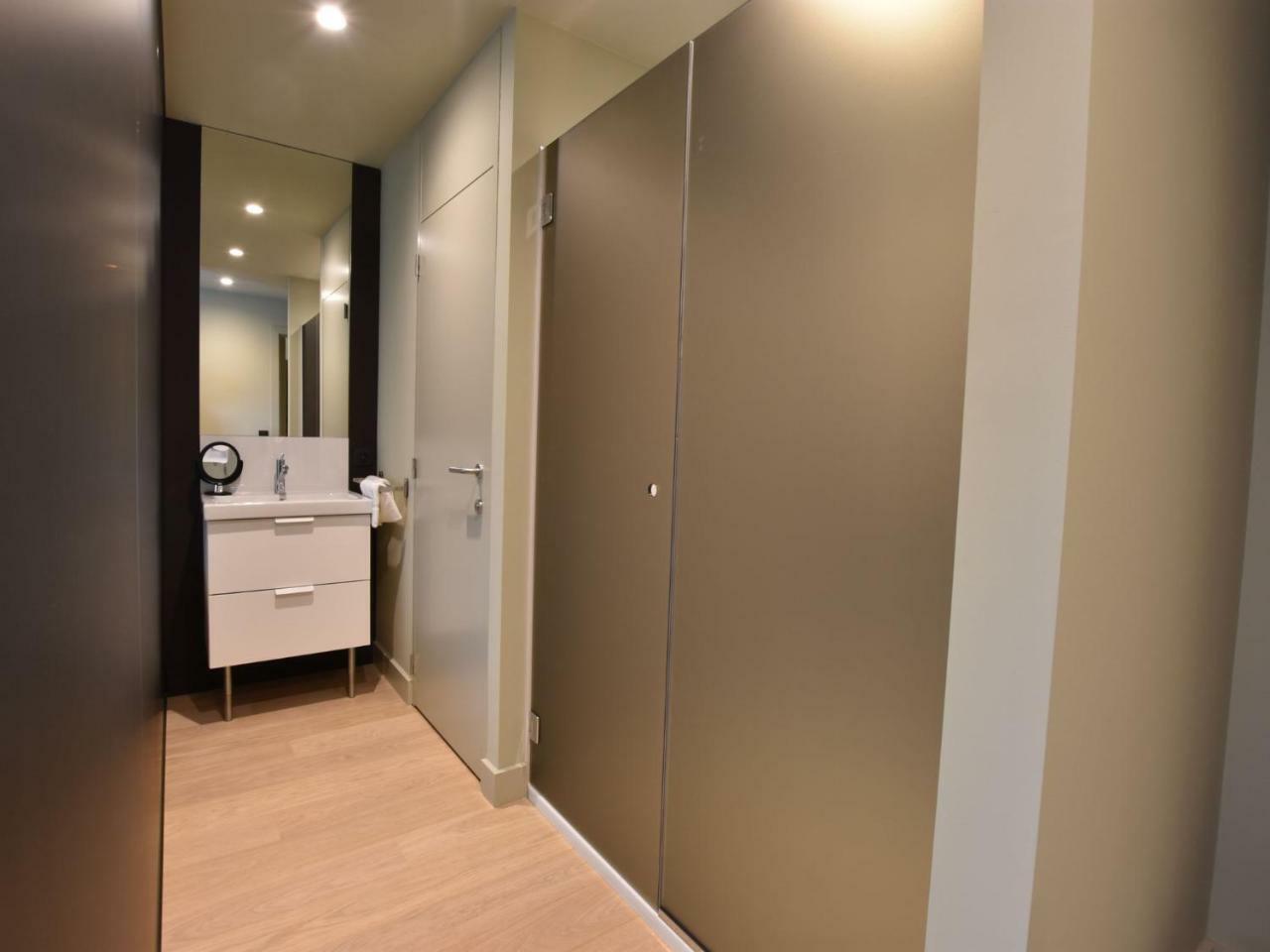 Luxurious Apartment In Nieuwpoort With Jacuzzi ภายนอก รูปภาพ