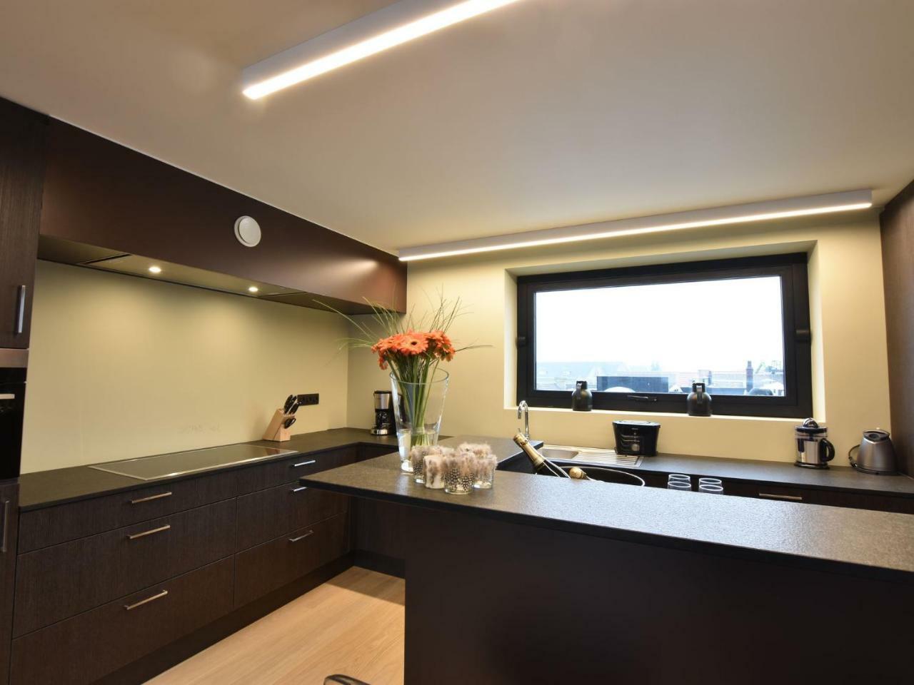 Luxurious Apartment In Nieuwpoort With Jacuzzi ภายนอก รูปภาพ